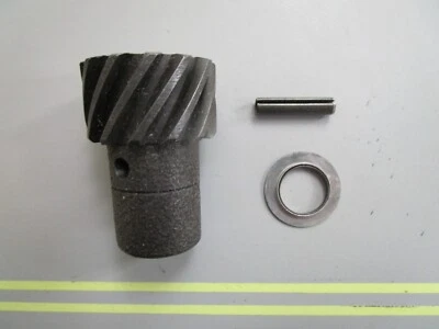 *NEW OEM* 0820 OMC Johnson Evinrude (13T) Distributor Gear 3853888