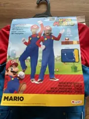 Super Mario “Mario” Halloween costume with hat and gloves size youth L 10-12
