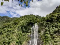 在飛比找雄獅旅遊優惠-台北旅遊｜暑假早烏享優惠｜烏來台車.老街.瀑布.陽明山絹絲瀑