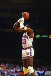 Center Patrick Ewing New York Knicks in action shoots his Basketball 1988 Photo