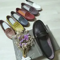 在飛比找蝦皮購物優惠-台灣製造真皮包鞋 耐穿平底豆豆鞋 手工包鞋 純色真皮豆豆鞋 