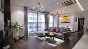 黃梅郡的4臥室公寓 - 130平方公尺/3間專用衛浴Sol#2- 4BR Vinhomes Times City, pool, most central