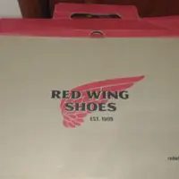 在飛比找蝦皮購物優惠-Red wing全新獵裝鞋(好市多購買)