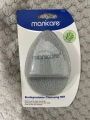 Manicare Biodegradable Cleansing Mitt Brand + FREE Manicare Travel Bag