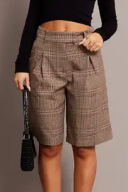 Beige Check Longline Shorts Mid Rise - Size 6, Women's Shorts
