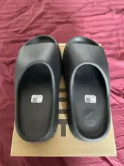 ADIDAS YEEZY SLIDE ONYX US8