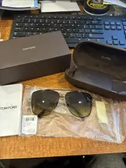 Tom Ford TF838 01B Reggie Sunglasses Black Frame Grey Lens With Case