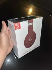 Beats Studio 3 Wireless-Red (30 DAY WARRANTY INCLUDED)