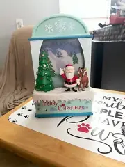 VIDEO Rudolph The Red-Nosed Reindeer Moving Scene Background and Music Box 2009