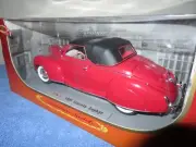 1939 LINCOLN ZEPHYR 1:18 SCALE OPENING HOOD DOORS TRUNK & INTERCHANGEABLE TOP