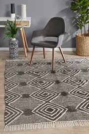 Rug Culture Monochrome Handmade Wool Cotton & Viscose Tribal Flatwoven Fringed Rug