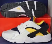 2022 Nike Air Huarache Michigan White Varsity Maize SZ 9 ( DD1068-107 )
