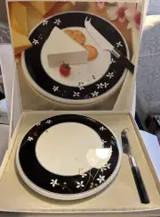 Mikasa Cheese Plate Knife Set With Box 10.5" Opus Black Calla Lillies