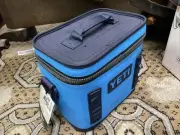 YETI Hopper Flip 8 Soft Cooler - Big Wave Blue - NEW