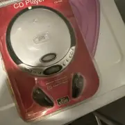 Durabrand - Model CD-566 - Portable CD Player New Silver/Black Damage Box