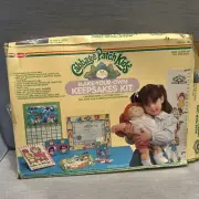 CABBAGE PATCH KIDS 1983 MAKE-YOUR-OWN KEEPSAKES KIT