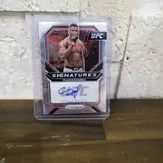 2021 Panini Prizm UFC FRANCIS NGANNOU Signatures Auto Card # SG-FNG Debut (o41)
