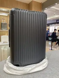 在飛比找Yahoo!奇摩拍賣優惠-《售出》RIMOWA 霧光黑 26吋行李箱（全新）