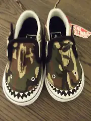 New Baby / Toddler Vans Slip-On Shark Skate Shoe Canvas Camouflage Sz 5.5