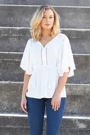 Carla Blouse--JAG-JWS176411