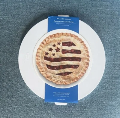 Williams Sonoma Americana Pie Crust Cutter Flag - New In Package