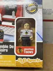 2017 NHL Jonathan Toews Buildable Locker Set