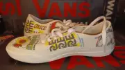 Vans Men's 8/Women's 9.5 Circle Vee Eco Theory Positivity RARE VN0A4BWLARG