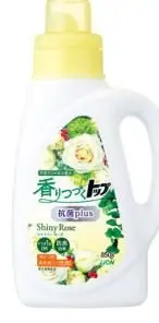 日本獅王LION 香氛柔軟濃縮洗衣精 抗菌白玫瑰 850g