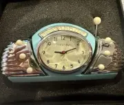 VINTAGE TOKYO BAY RETRO MINI ANALOG CLOCK RADIO