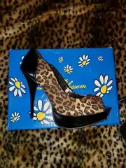 De Blossom Collection VINTAGE LEOPARD PATENT HEELS Y2K RETRO ROCKABILLY GLAM 9