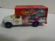 2012 Matchbox SpongeBob Squarepants Pearl White Moving Truck "Road Trip"