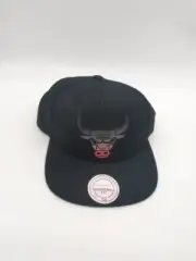 Chicago Bulls Hat Cap Snap Back Black Red Mitchell Ness Basketball Mens
