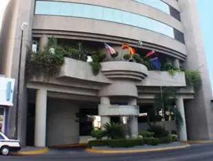 Hotel San Marcos Grand