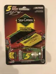 Kyle Busch #5 NASCAR - 1:64 Scale Stock Car - Action - Sta-Green