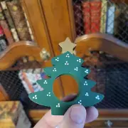 VINTAGE GREEN CHRISTMAS TREE NAPKIN RINGS SET 4 LILLIAN VERNON NIB #7483