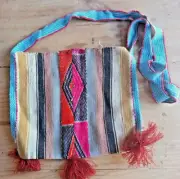 Peruvian chuspa woven in alpaca wool Andean community