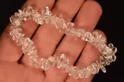 *CLEAR QUARTZ* Chip Bead Bracelet 19.8g Genuine Beads Elastic Healing Crystal