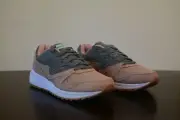 New DS 2017 Saucony Grid 8000 Salmon s70303-3 size 9 US