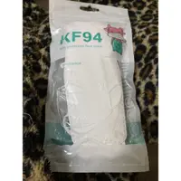 在飛比找蝦皮購物優惠-贈送 KF94 兒童魚型立體口罩 防護口罩（非醫療）10入