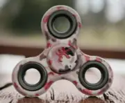 FIDGET SPINNER | Low-cost - Stainless Steel Bearings - Red Camo 211423