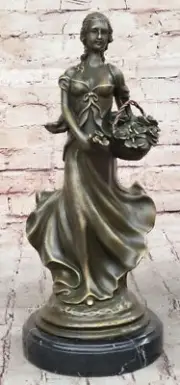 100% Solid Bronze Sculpture Beautiful Girl With Bouquet Flower Statues Statue