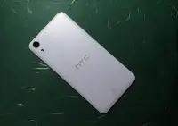 在飛比找Yahoo!奇摩拍賣優惠-☘綠盒子手機零件☘ htc desire 728 原廠電池蓋