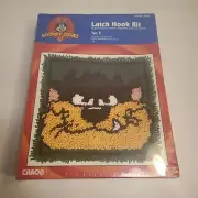 NOS Caron 1997 Vintage Latch Hook Kit Looney Tunes TAZ II 13x13 Made USA