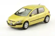 Peugeot 307 XS 2001 Argentina Rare Diecast Car Scale 1:43 With Magazine