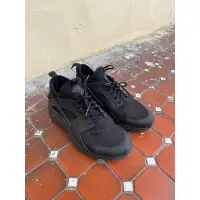 在飛比找蝦皮購物優惠-全黑 nike huarache ultra 25.5號