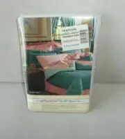 Vintage Color Forum Smooth Touch Martex Standard Pillow Cases NEW Platinum Gray