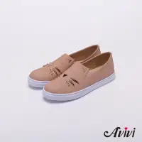 在飛比找蝦皮商城優惠-【Avivi】品牌經典金屬貓咪飾釦平底鞋-粉色 / 白色 /