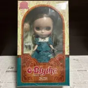 Neo Blythe Very Vicky Fashion Doll TAKARA TOMY