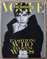 在飛比找Yahoo!奇摩拍賣優惠-歐美男性流行時尚雜誌 VOGUE HOMMES Paris 