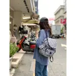 KIPLING KPKI4581UX41 灰藍白菱格紋拉鍊掀蓋後背包-CITY PACK S